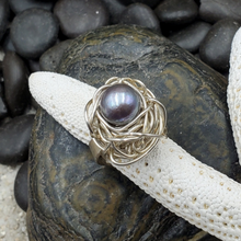 Scallop Band Lavender Pearl Ring