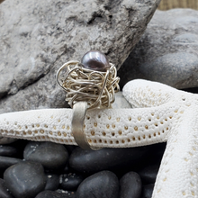 Scallop Band Lavender Pearl Ring