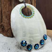 Pearl Swarovski Crystal Shell Pendant Necklace